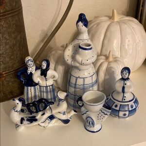 Vintage Porcelain Gzhel Handpainted in USSR